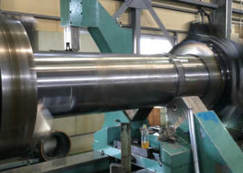 大型内径のBTA加工